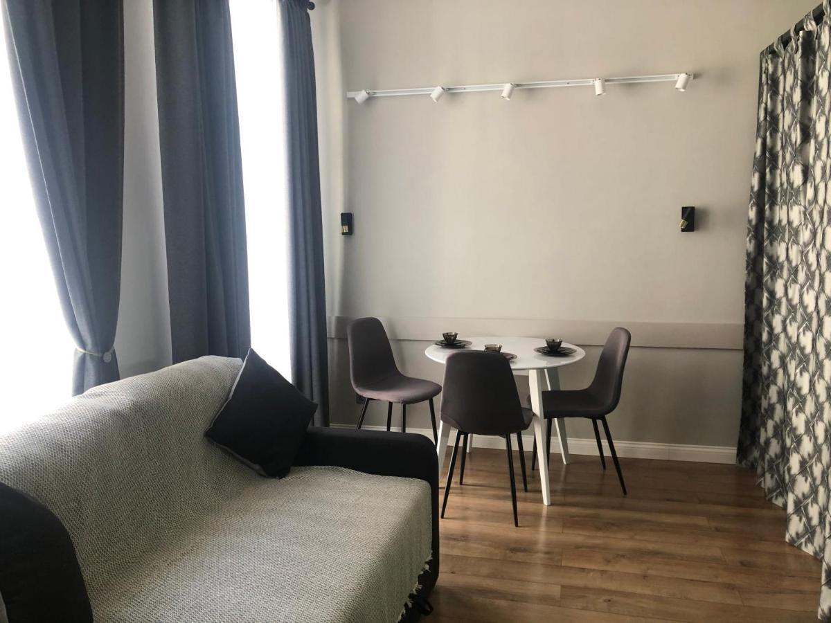 City Centre Silver Apartment Odessa Buitenkant foto